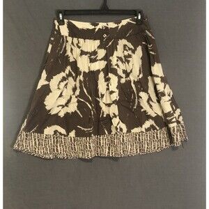 St. John’s Bay Women’s Floral Skirt Size 8